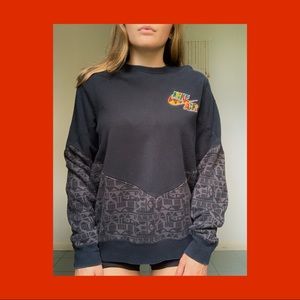 🌈 NIKE tribal sweatshirt 🌈